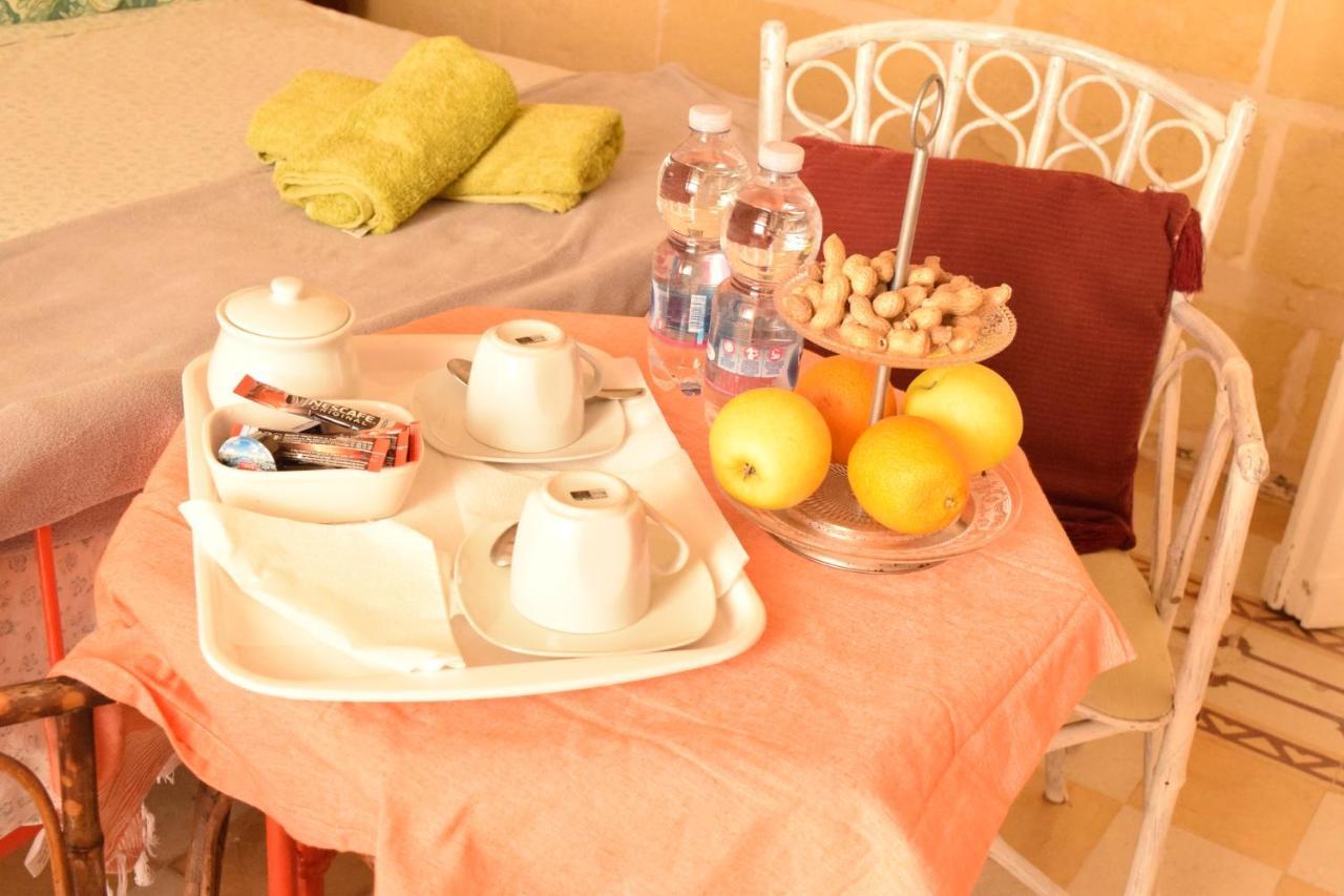 Maria Townhouse Heart Of Victoria B&B Ngoại thất bức ảnh