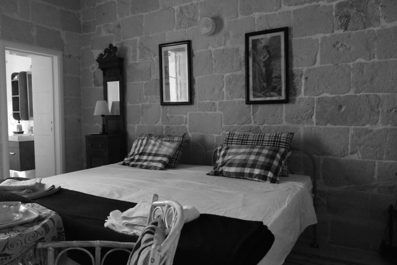Maria Townhouse Heart Of Victoria B&B Ngoại thất bức ảnh