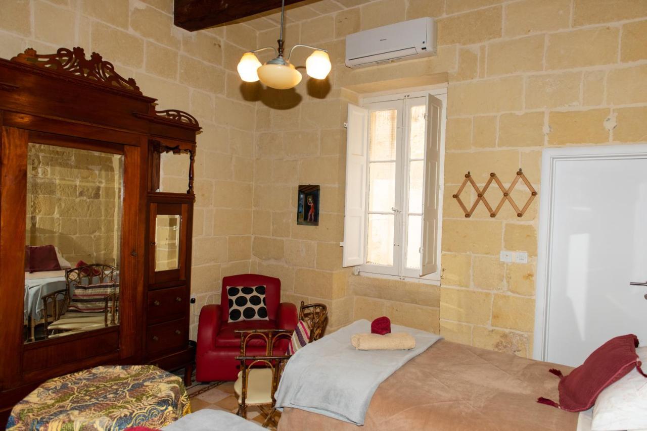 Maria Townhouse Heart Of Victoria B&B Ngoại thất bức ảnh