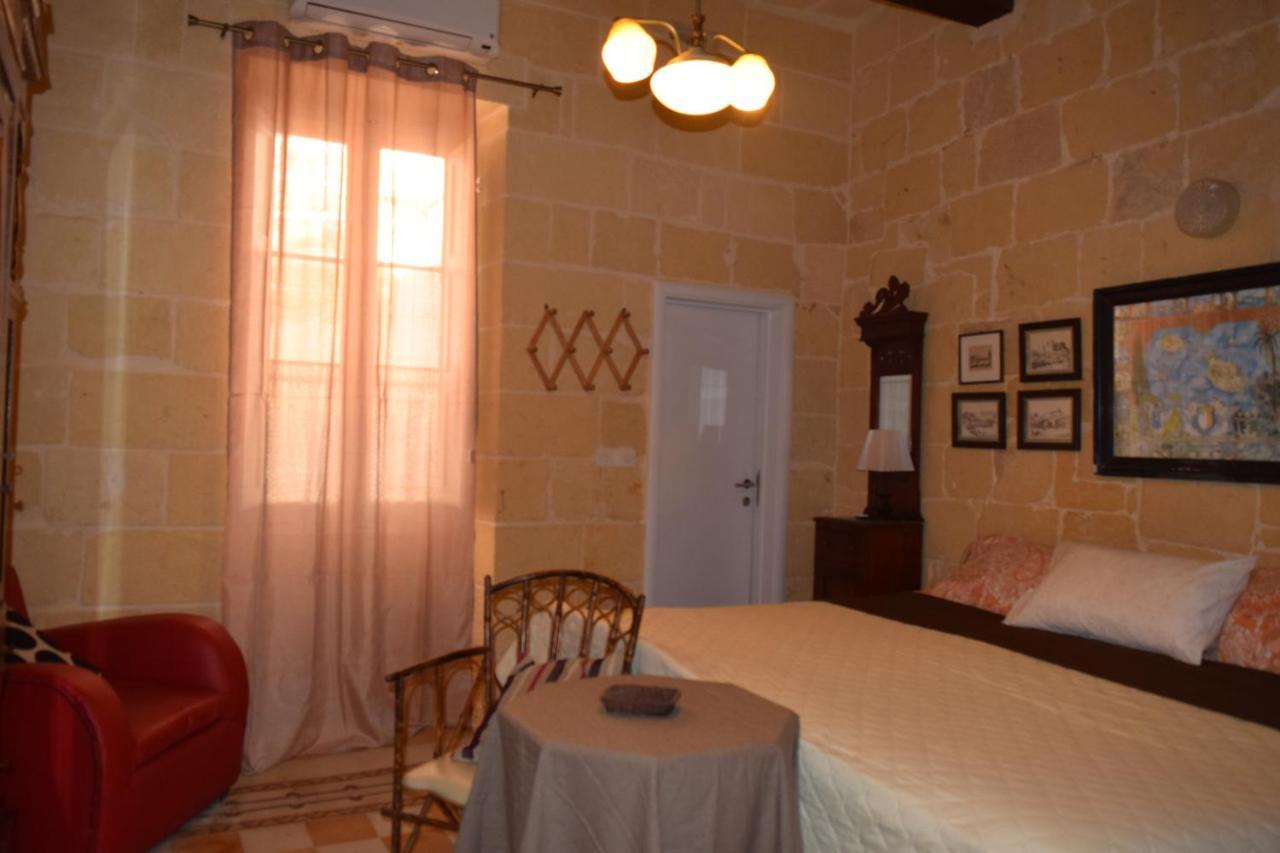Maria Townhouse Heart Of Victoria B&B Ngoại thất bức ảnh