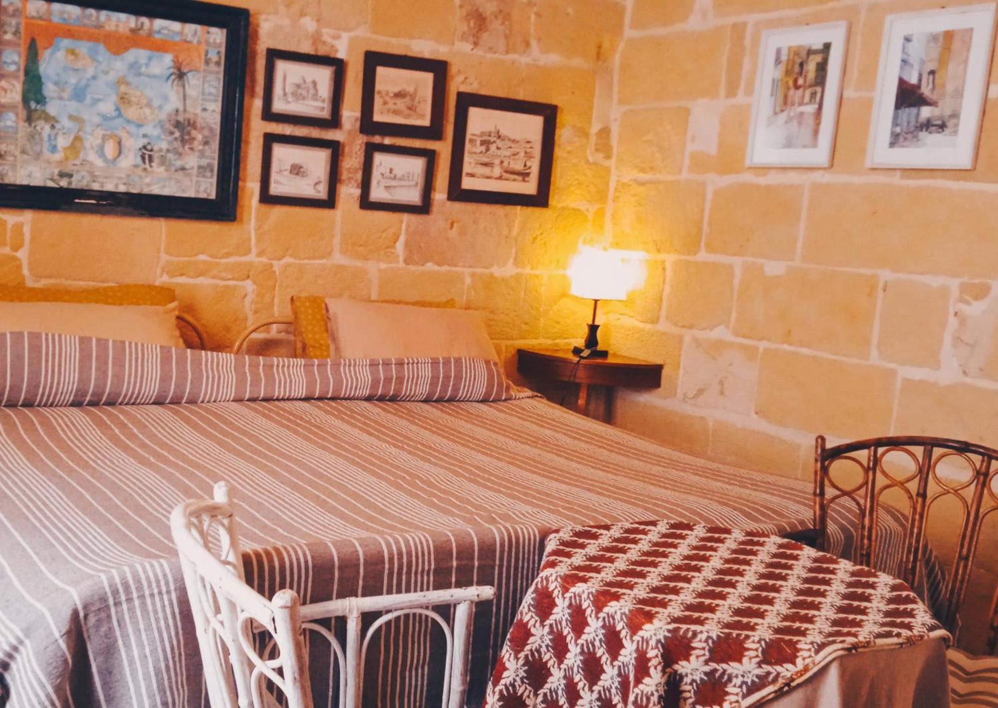 Maria Townhouse Heart Of Victoria B&B Ngoại thất bức ảnh