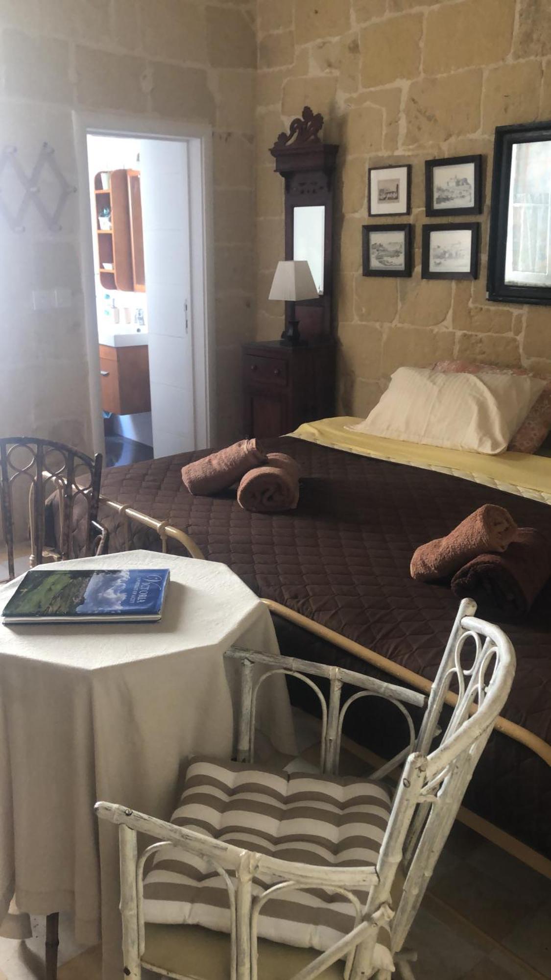 Maria Townhouse Heart Of Victoria B&B Ngoại thất bức ảnh